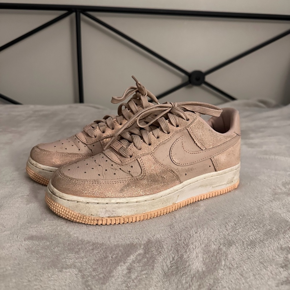 Nike Air Force 1